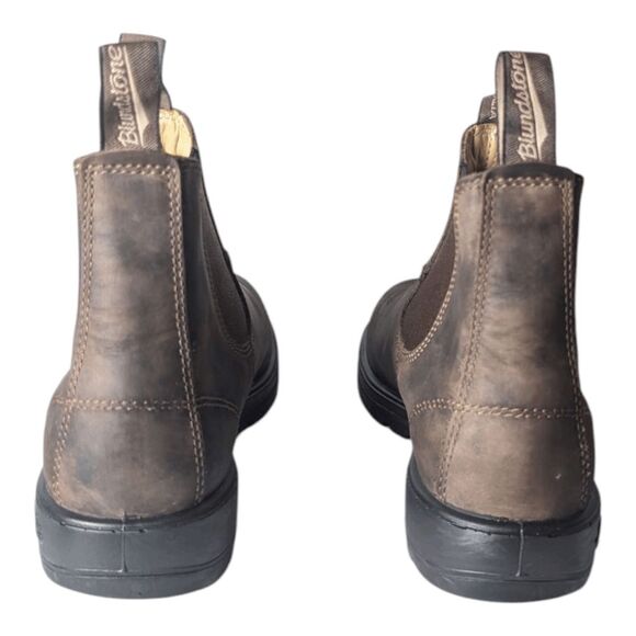 BLUNDSTONE 585 Classic Chelsea Boot Size 8.5 main image 16